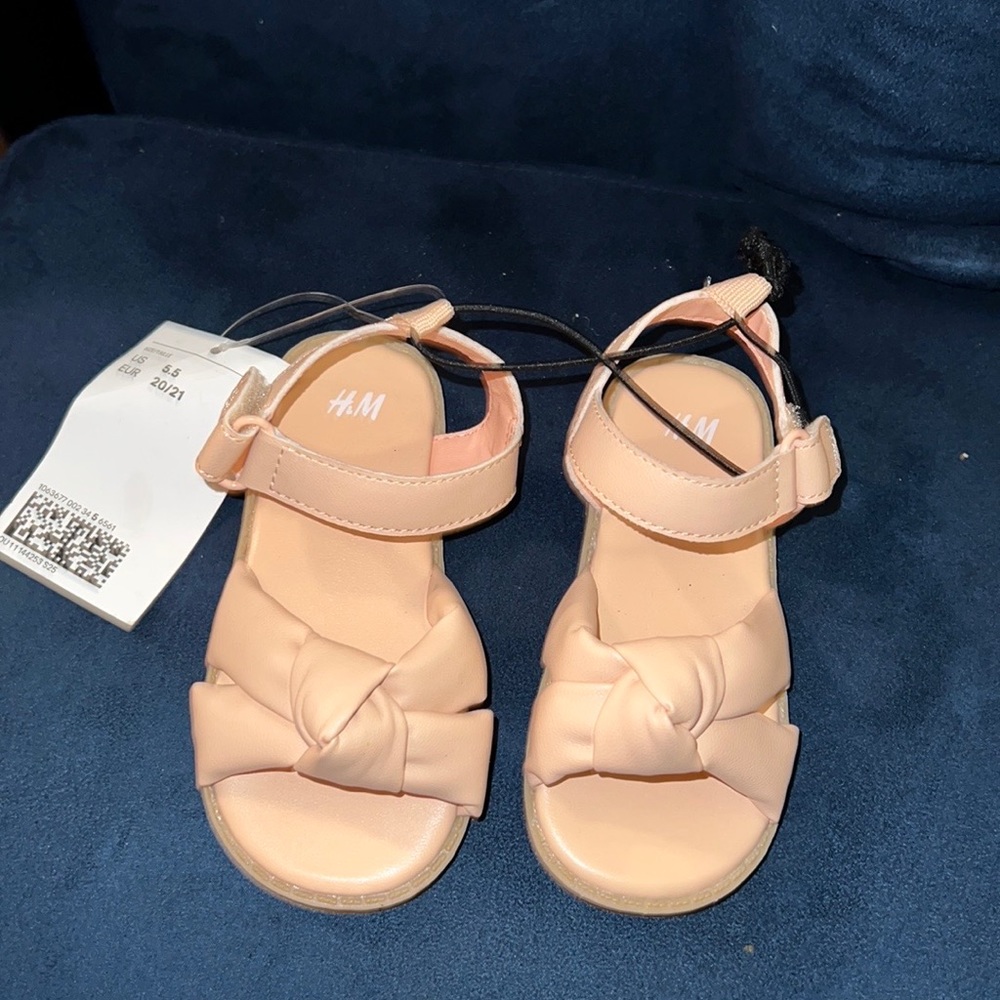 Sandals - Picture 2 of 2